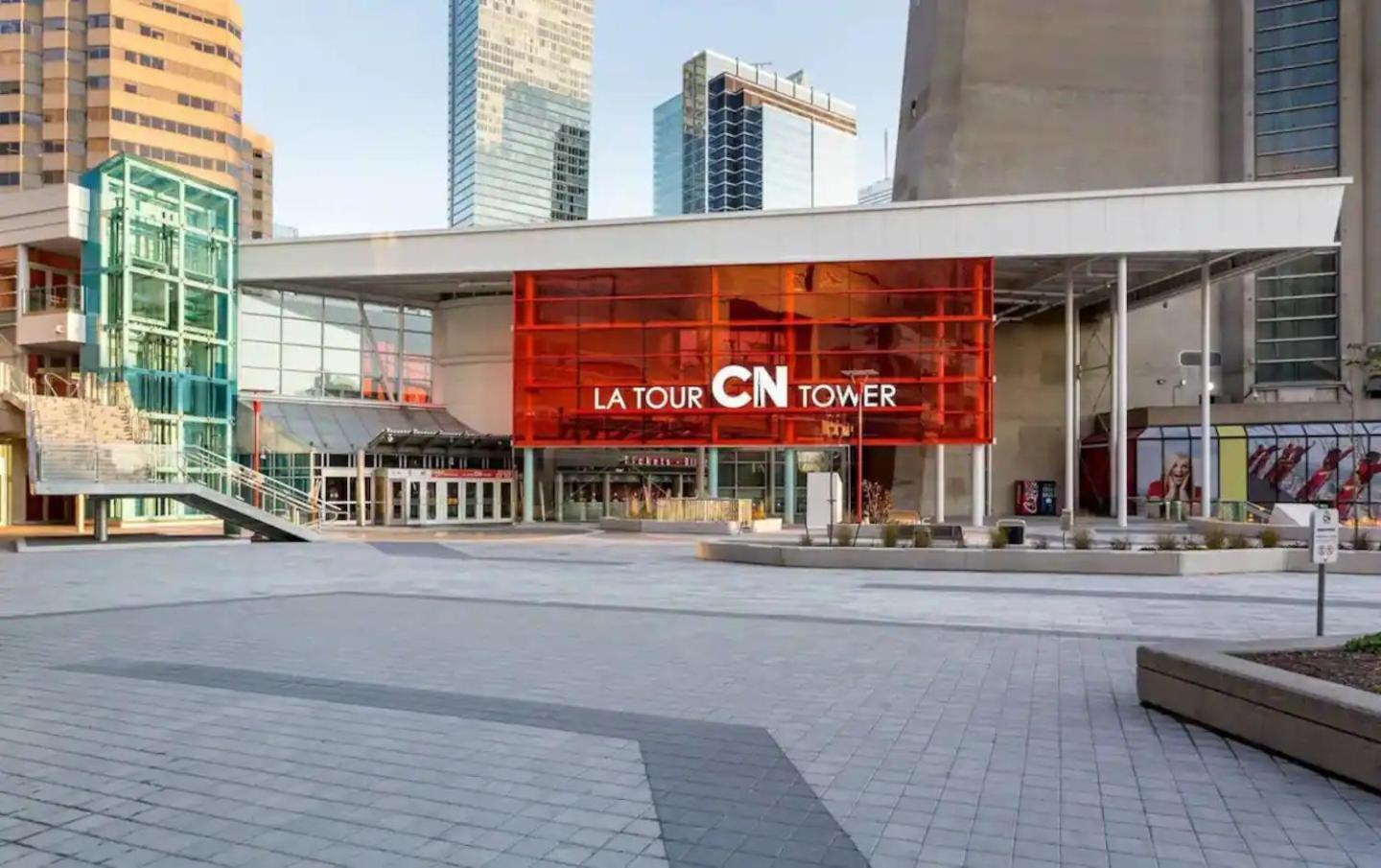 3 Bedroom Beside Cn Tower With Parking Downtown Toronto Eksteriør bilde