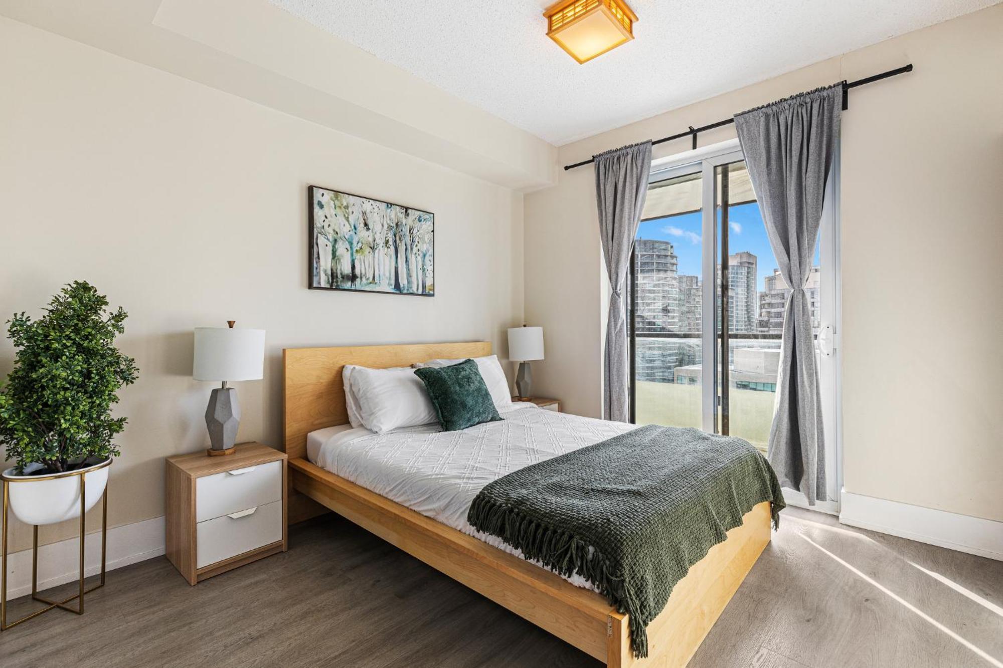 3 Bedroom Beside Cn Tower With Parking Downtown Toronto Eksteriør bilde